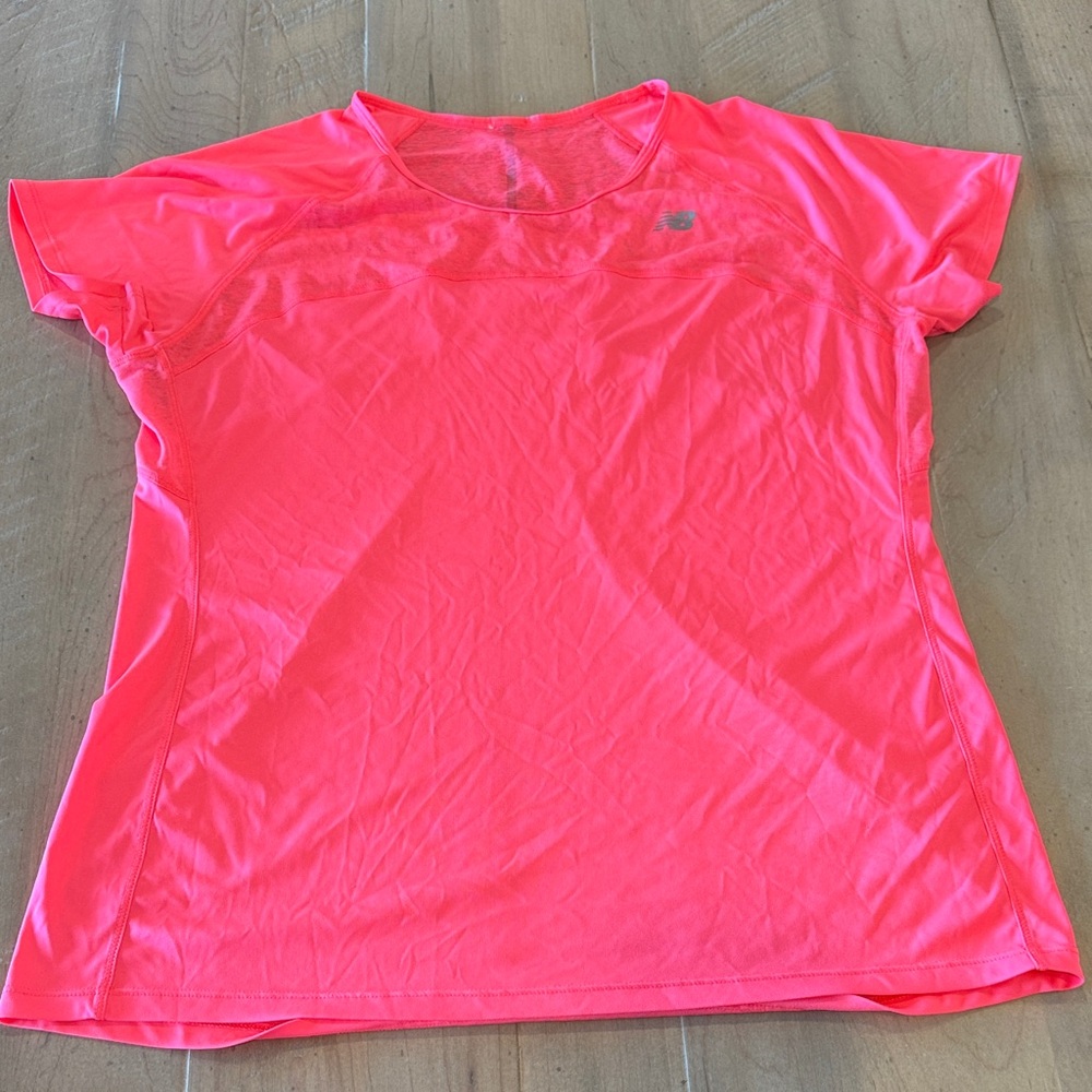 New Balance Women's Short Sleeve Tee - Bright Pink